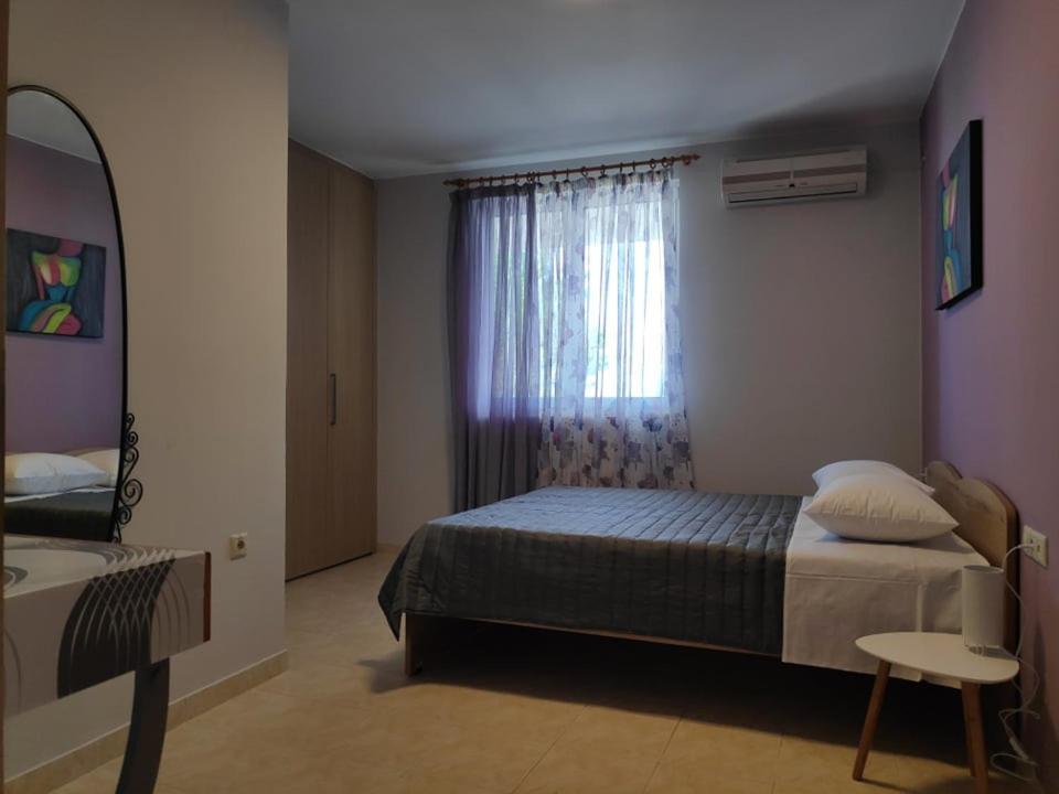 Xenia'S Countryside Guesthouse Agia Marina  Bagian luar foto